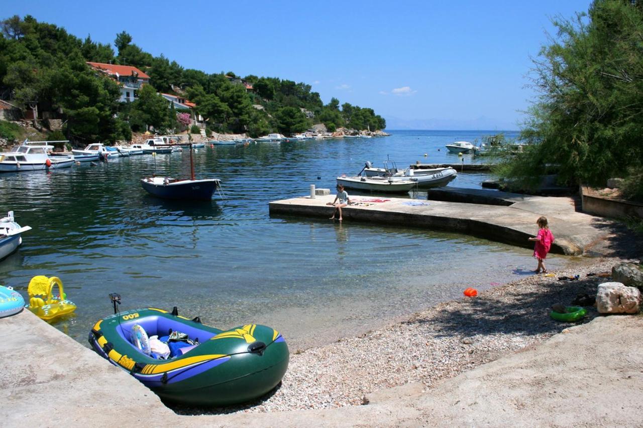 Apartments By The Sea Basina, Hvar - 116 ヴルボスカ エクステリア 写真
