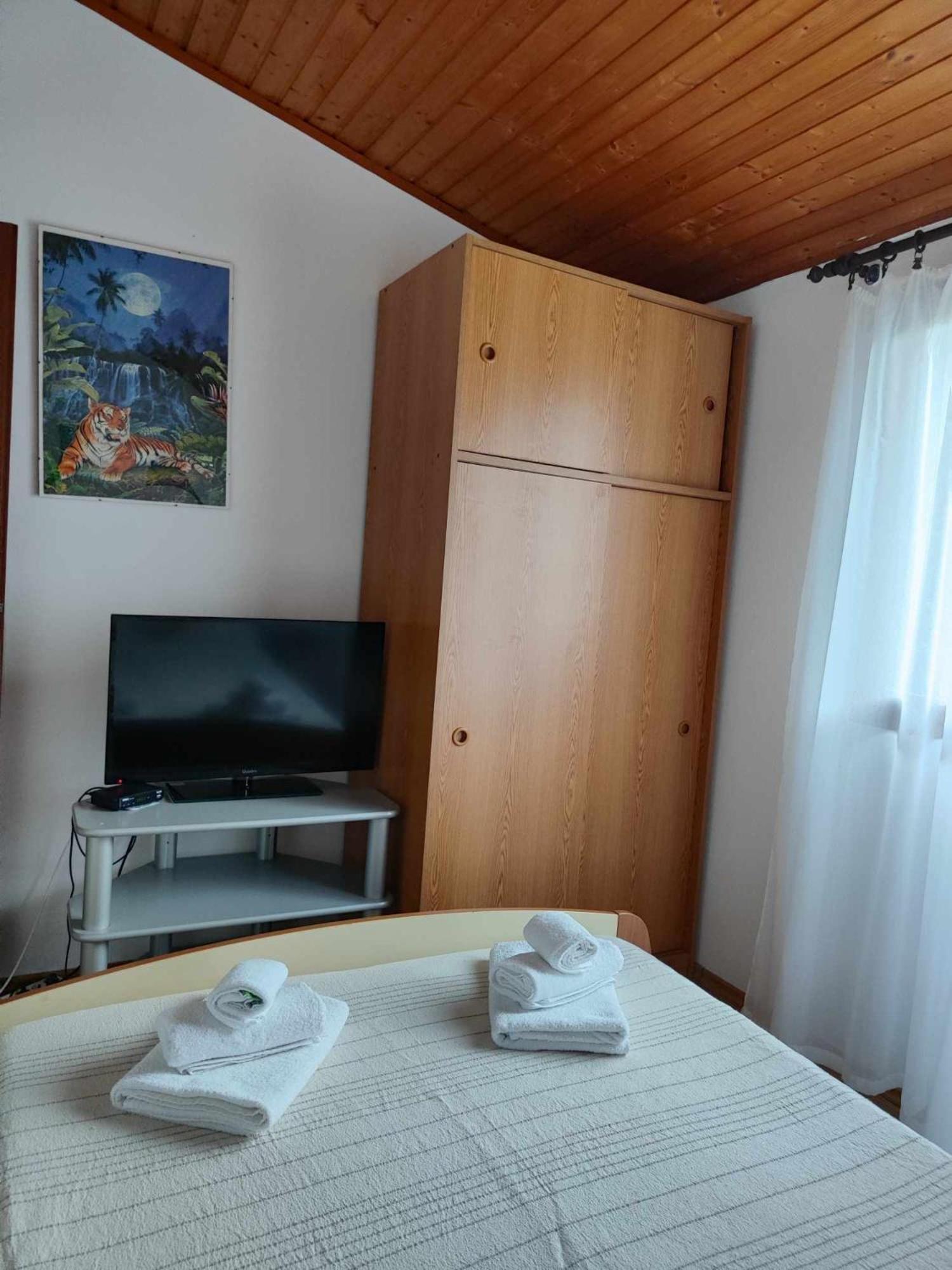 Apartments By The Sea Basina, Hvar - 116 ヴルボスカ 部屋 写真